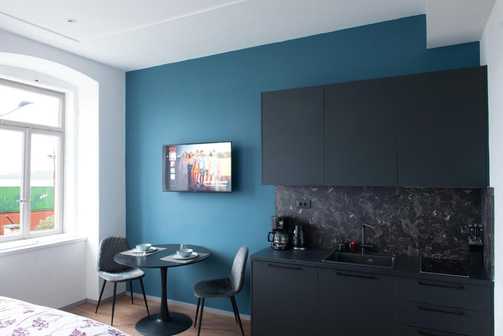 Navis City Apartments Pula Buitenkant foto